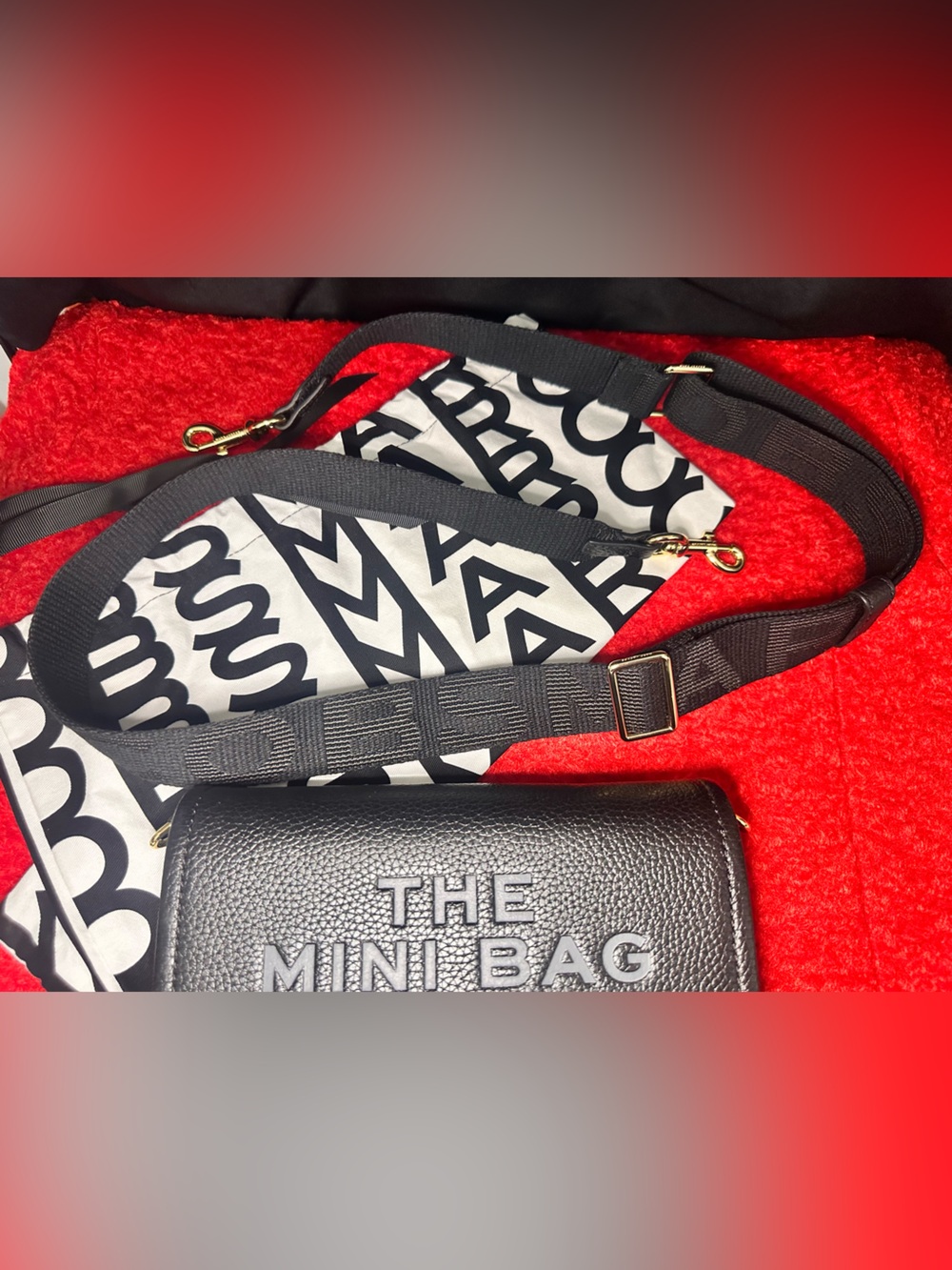 Marc Jacobs Black Pebbled Leather 'The Mini Bag' Wallet Crossbody - Picture 8 of 9